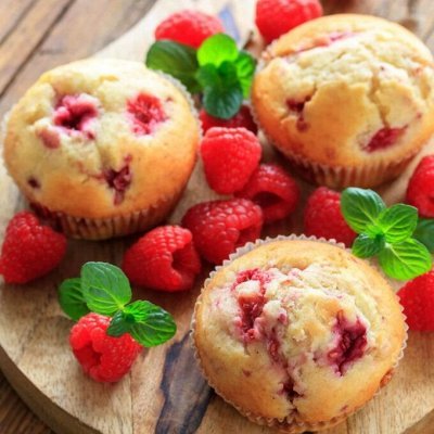 Banana Cupcakes with Raspberry Filling