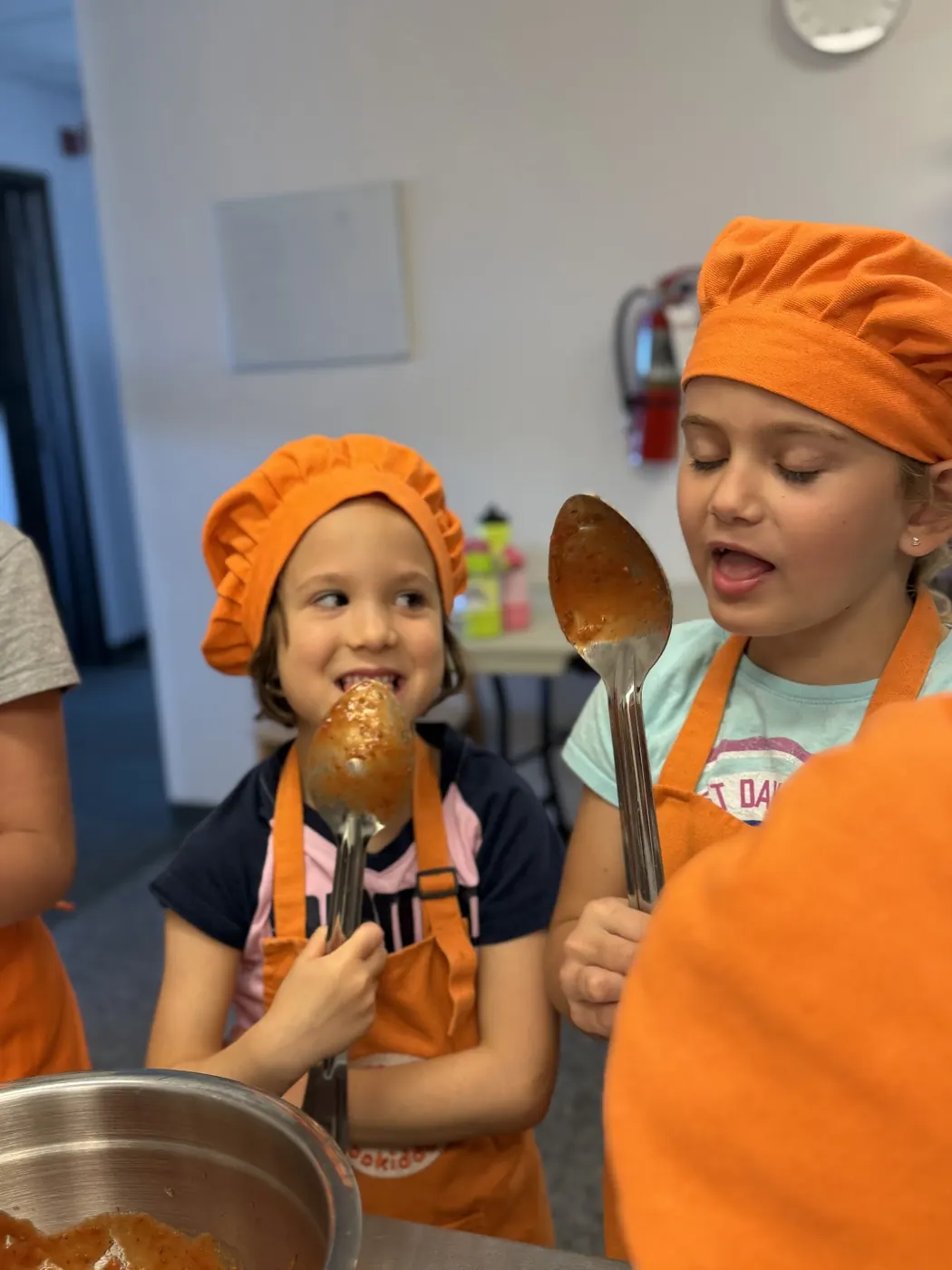 Picky Eater? How Cooking With Kids Helps Them Try New Foods
